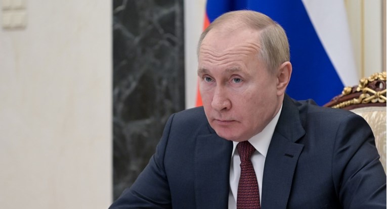 Putin: Rusija ima samo 2 tjedna da se pripremi za omikron