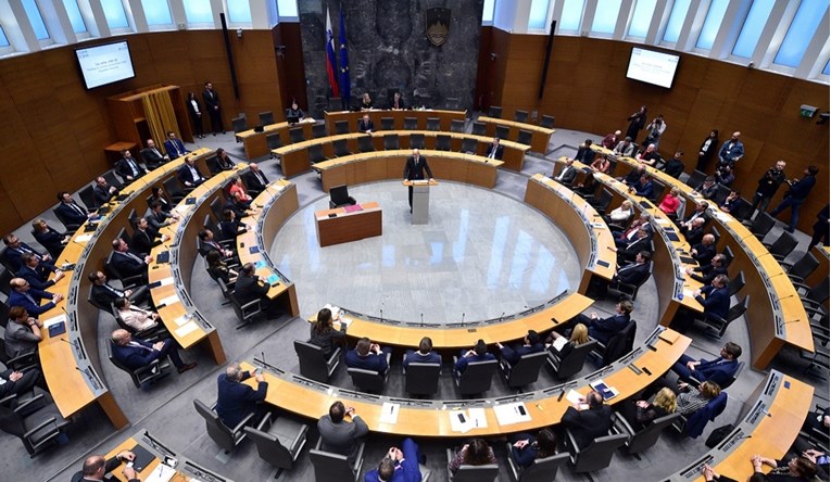 Slovenija obilježava prvi Dan sjećanja na žrtve komunizma, javnost podijeljena