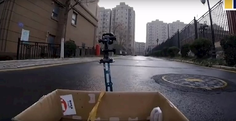 Zbog koronavirusa ne izlazi, ali je smislila genijalan način da obavi kupovinu