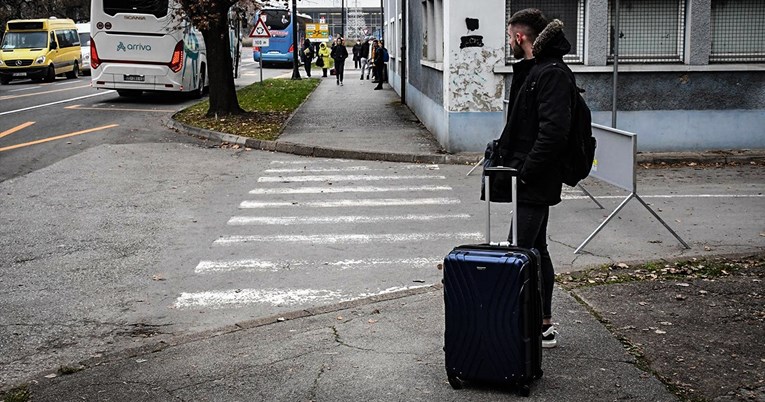 Ljudi masovno bježe iz jugoistočne Europe. Die Presse: To vodi do propasti