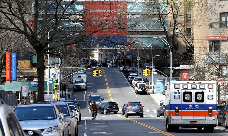 Broj mrtvih u državi New York ponovo u porastu, no smanjuje se broj hospitalizacija