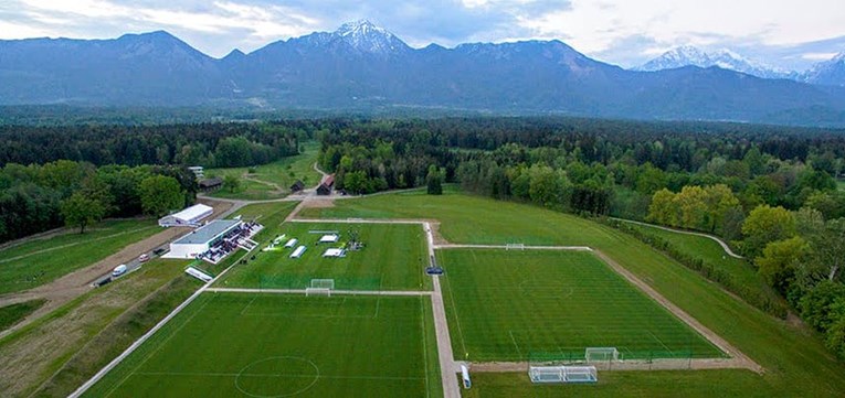 Slovenija zbog leptira ne trenira u kampu od devet milijuna eura