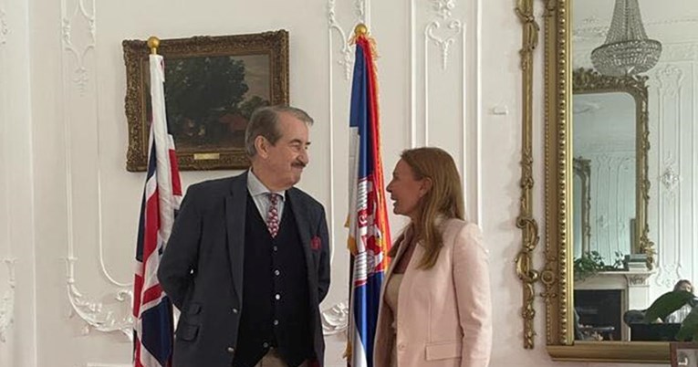 Boycie je obožavao Srbiju, a profilnu fotografiju na Twitteru posvetio je Beogradu