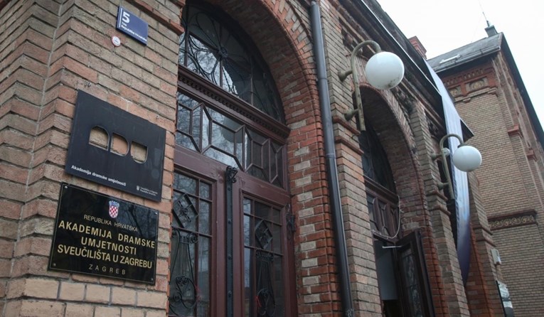 Objavljene konačne rang-liste za upis na fakultete, najpoželjnije gluma i ekonomija