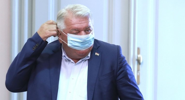 HDZ-ov Đakić napao Škorinog zastupnika: Bestijalno obmanjujete javnost