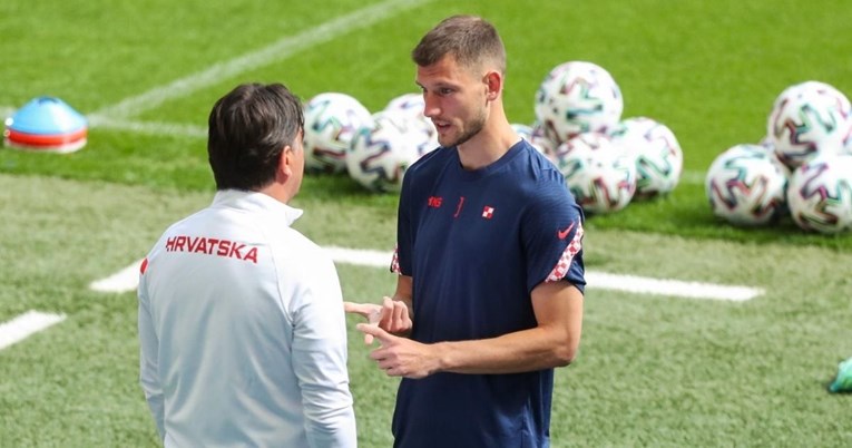 Dosad je bio prvi izbor na lijevom beku, a danas nije bio ni na klupi. Zašto?