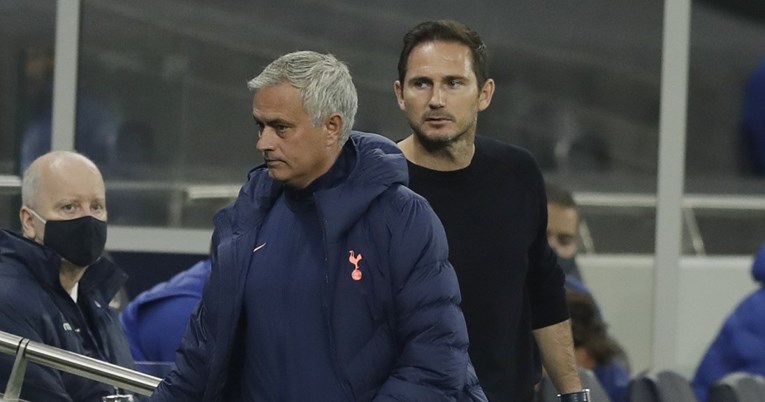 Mourinho: Chelsea može birati između najskupljeg golmana u povijesti i Mendyja