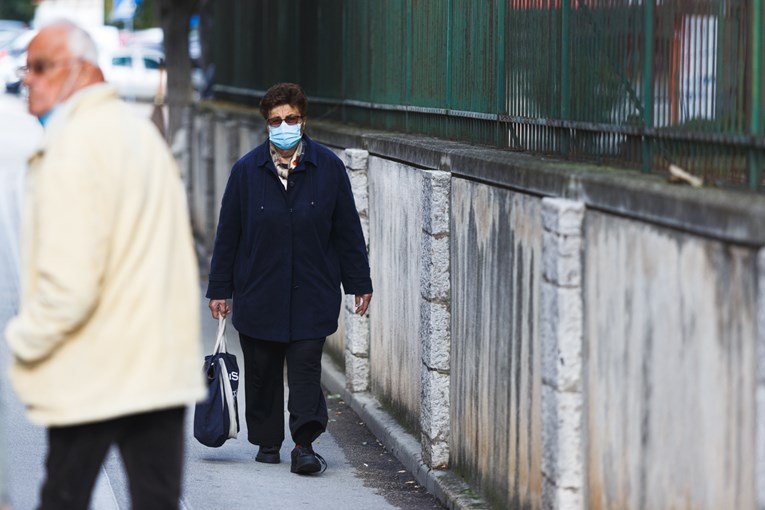 U Zadarskoj županiji rekordnih 215 slučajeva zaraze, umrle tri osobe