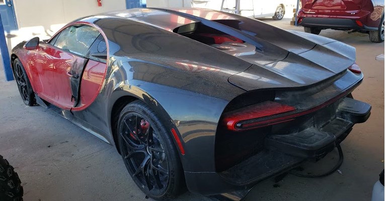 FOTO Prodaje se Bugatti stradao u požaru, možete li zaraditi na njemu?