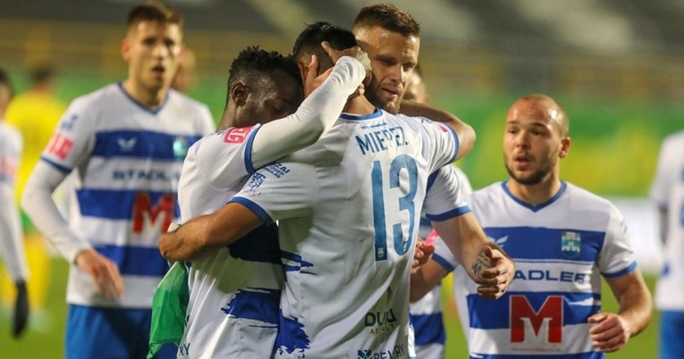 ISTRA 1961 - OSIJEK 1:4 Bjeličin Osijek se izjednačio s Dinamom na prvom mjestu HNL-a