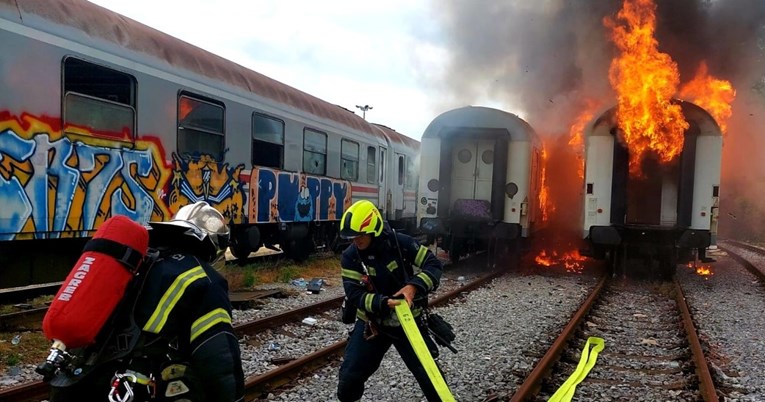 Zapalili se vagoni na Glavnom kolodvoru u Zagrebu