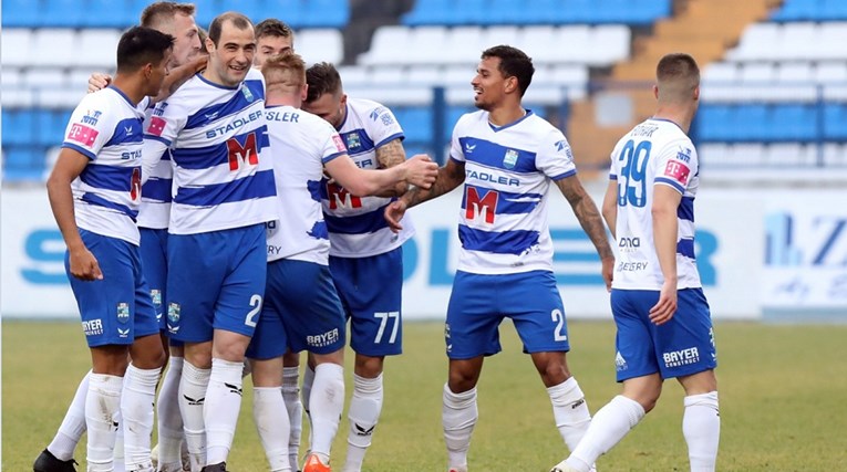 OSIJEK - HAJDUK 2:0 Osijek krasnim golovima opet pobjegao Dinamu na tri boda