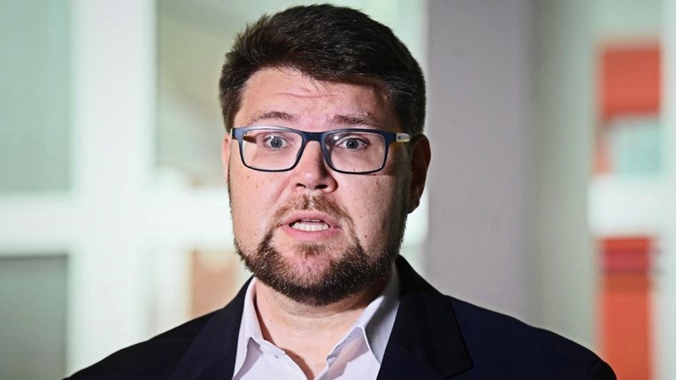 Grbin: Izbačeni iz stranke ne mogu ostati u Klubu SDP-a