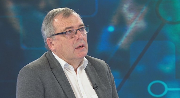 Capak o novim mjerama: Zatvaraju se kina, idu ograničenja za kafiće i javni prijevoz