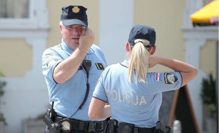 Žena u Bjelovaru napala 15-godišnjakinju nakon prekida s njenim 17-godišnjim sinom