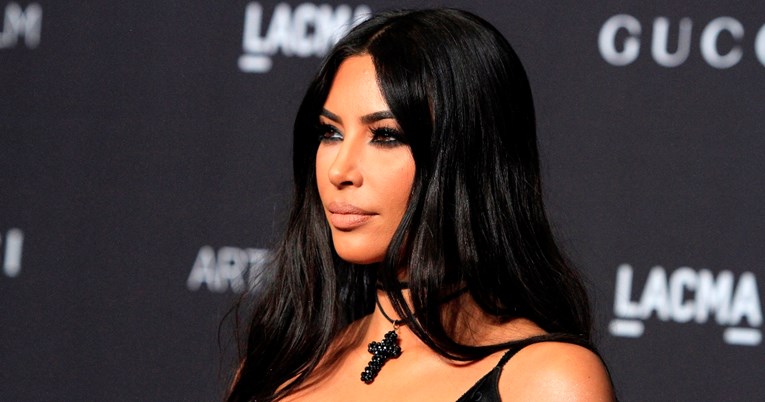 Kim Kardashian tvrdi da uzak struk duguje veganskoj prehrani