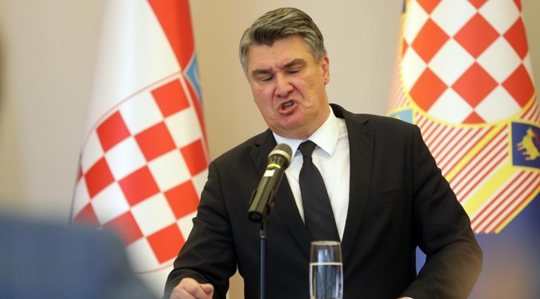 Milanoviću na presici donijeli čašu vode: "Kokaina nemate?"