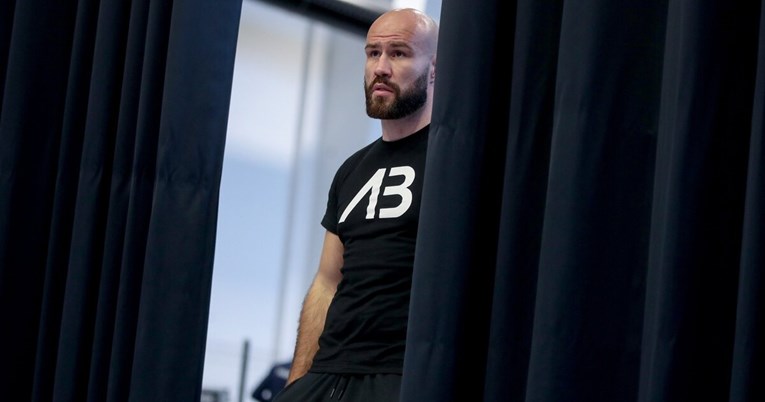 Alen Babić objavio da prisilno pauzira do ljeta