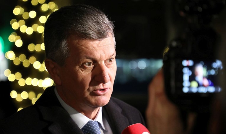 Kujundžić: Zamolio sam odgodu sjednice Upravnog vijeća Sestara milosrdnica