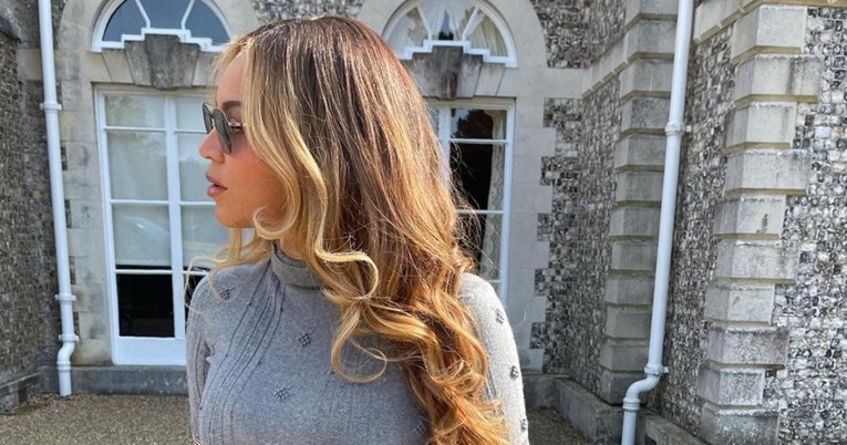 Beyonce objavila rijetku fotografiju svojih kćeri, Blue Ivy je ukrala svu pažnju