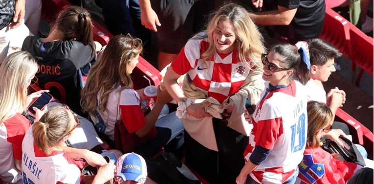 FOTO Pogledajte kako je izgledao susret Blanke Vlašić i Izabel Kovačić na tribinama