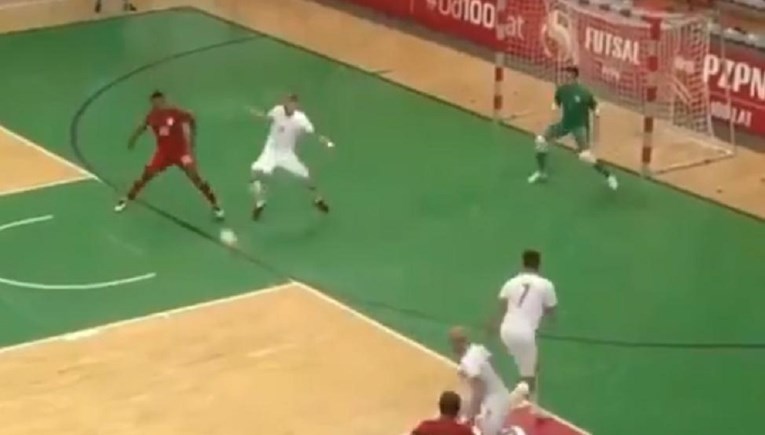 Zabio najluđi gol u povijesti futsala pa tvrdio da nije bilo slučajno