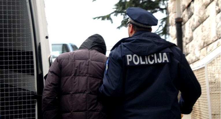 Prijetio ravnateljici Centra za socijalnu skrb, prijeti mu kazna od 3 godine zatvora