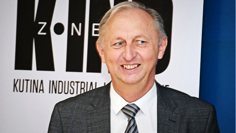 HDZ-ov gradonačelnik Kutine izlazi iz stranke nakon što je optužen da je uhljebljivao