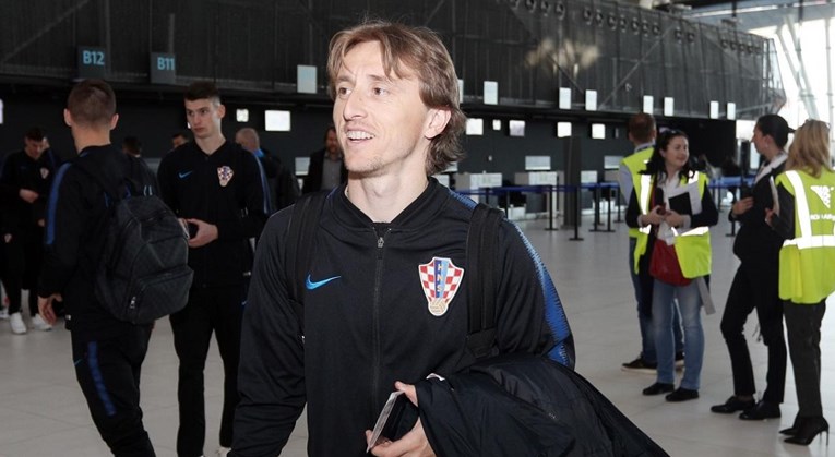 VIDEO Modrić slavi rođendan u reprezentaciji: "Nisam s obitelji, ali imam vas"