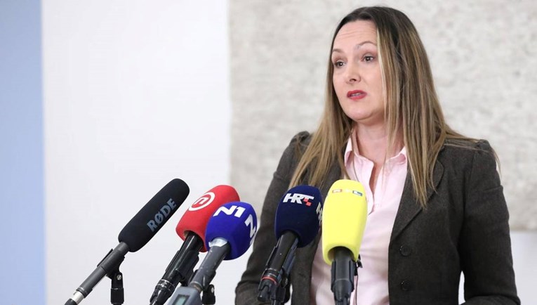 Oporba: Građane ubija inflacija, a država ubire sve više poreza