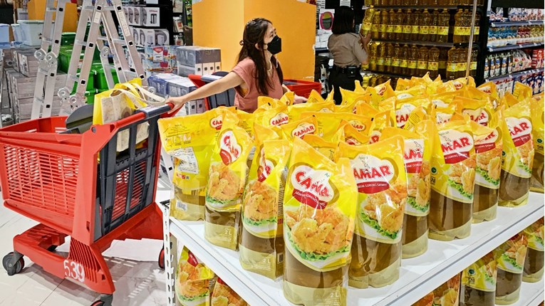 Indonezija ukida zabranu izvoza palminog ulja