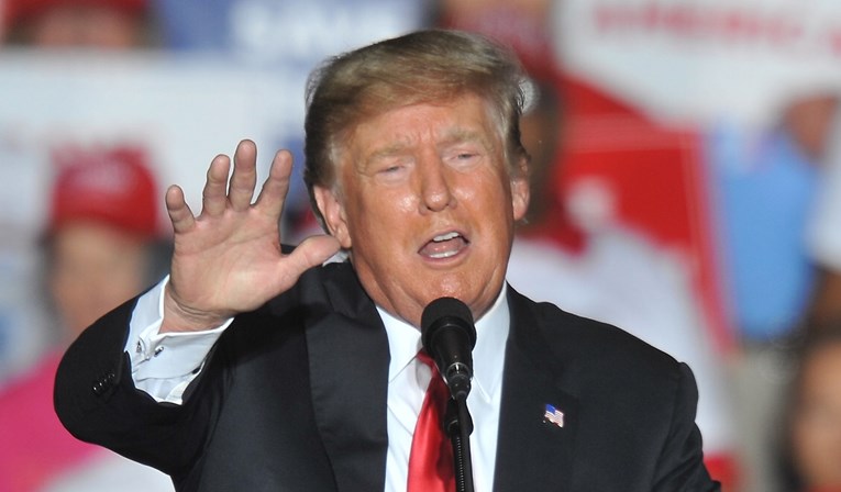 Trump pokreće novu društvenu mrežu