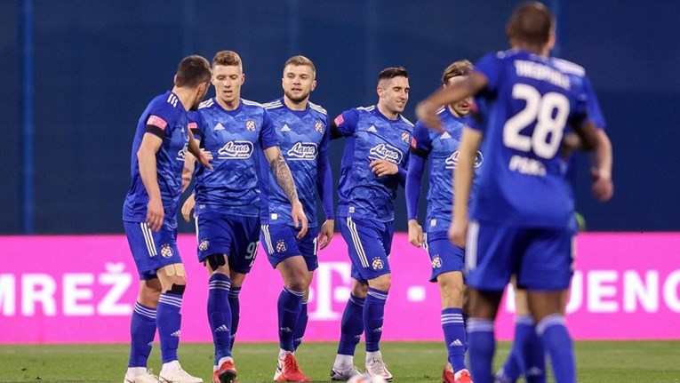 DINAMO - RIJEKA 2:0 Sjajni Dinamo rutinski slomio Rijeku za prvo mjesto