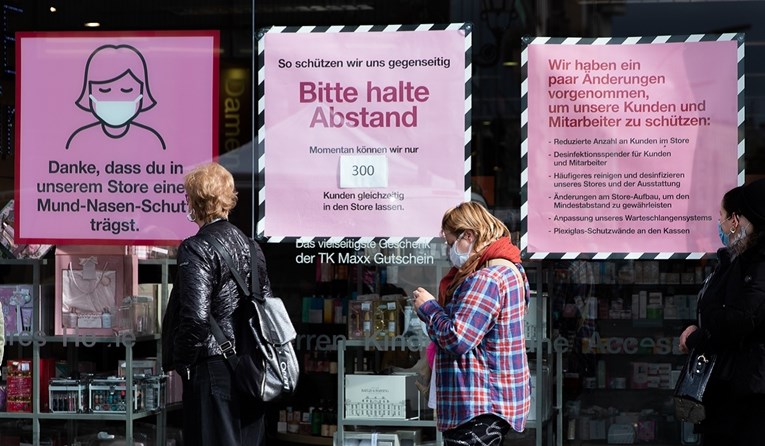 Ozbiljno upozorenje iz Njemačke: "Omikron prijeti i cijepljenima i preboljelima"