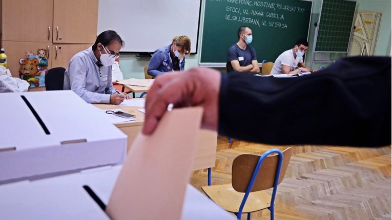 Kandidati za Split danas do ponoći DIP-u moraju dostaviti financijska izvješća
