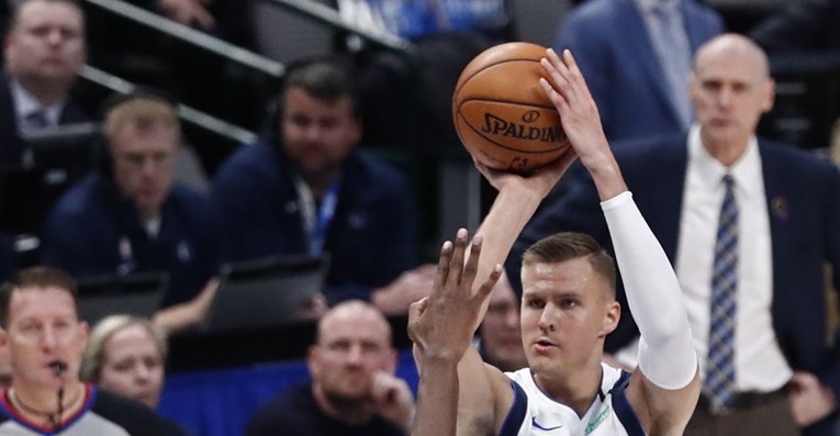 Porzingis sjajno zamijenio ozlijeđenog Dončića i vodio Dallas do pobjede