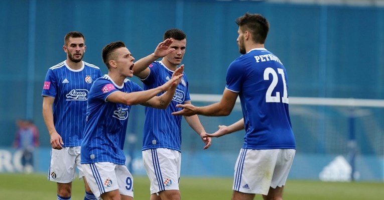 DINAMO - SLAVEN 3:2 Dinamo prosuo 2:0 pa ga u 90. minuti spasio sjajni Petković