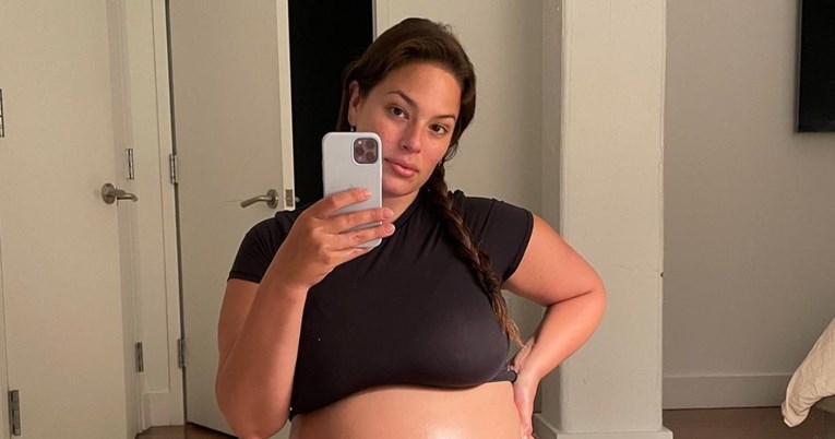 Ashley Graham otkrila da čeka blizance