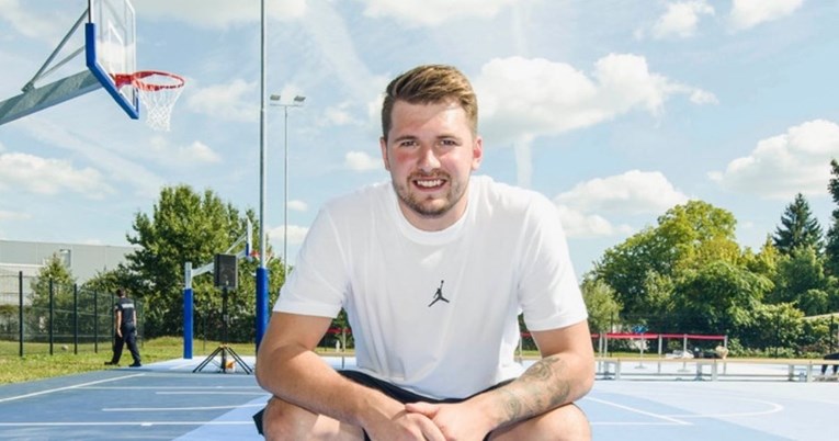 Dončić obnovio košarkaške terene na kojima je odrastao. Izgledaju vrhunski