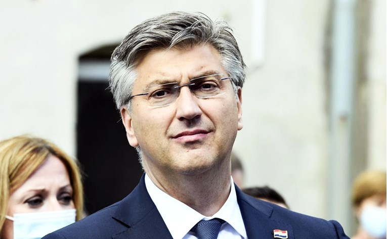 Vlada definitivno uvodi obvezno cijepljenje ili potvrde za tri sektora. Doznajemo kad