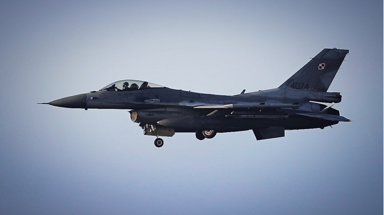 MORH javio da su započeli proces evaluacije ponuda za borbene avione