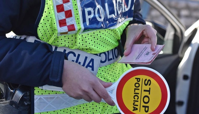 Žena došla prijaviti da je izgubila vozačku, otišla s kaznenom prijavom