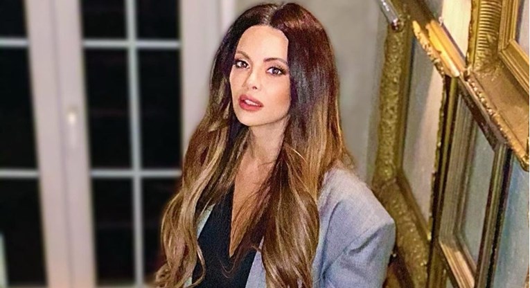 Nikolina Ristović: Pakiram za Švecku, majke mi. I prodajem pištolj, kao nov...
