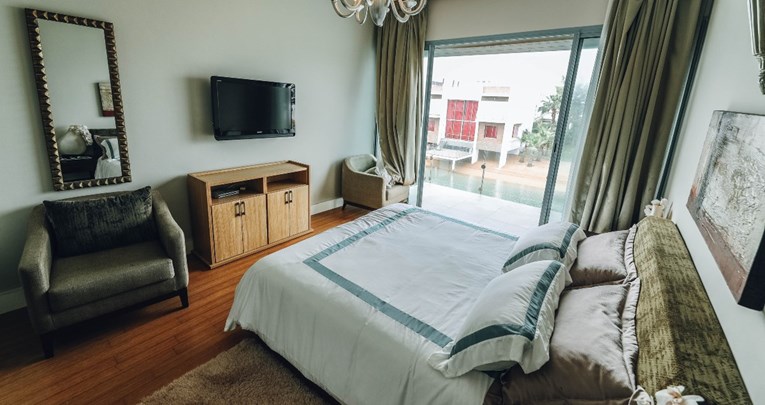 Feng shui majstorica otkrila zašto u spavaćoj sobi ne biste trebali imati ogledalo