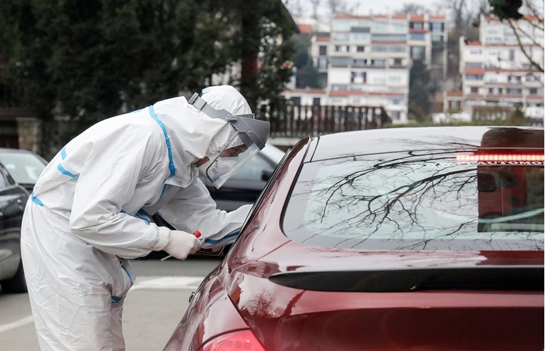 Stožer: Imamo 902 nova slučaja zaraze, 7068 testiranih. Umrlo 27 osoba, 6 u Splitu