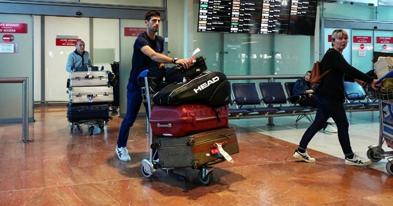 Đoković deportiran iz Australije. Pogledajte njegove prve fotografije nakon odluke