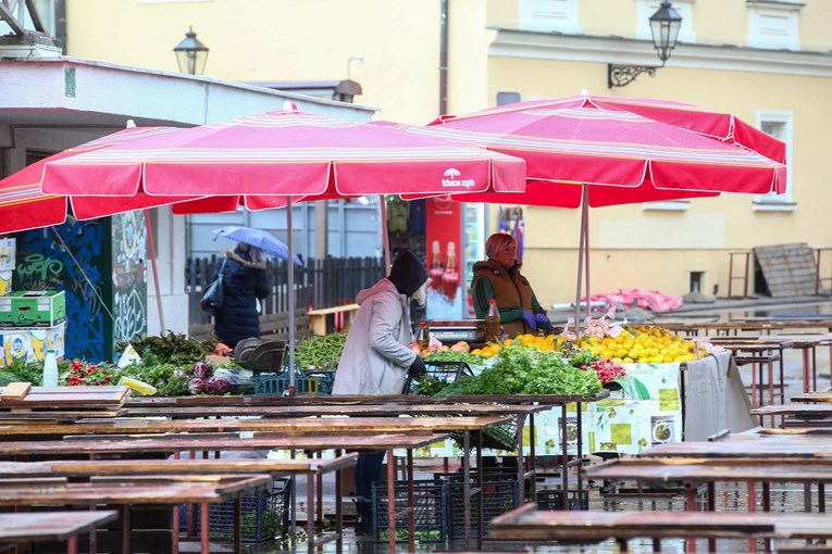 Akcija inspektora na tržnicama: Od 310 nadzora u 159 utvrđena povreda propisa