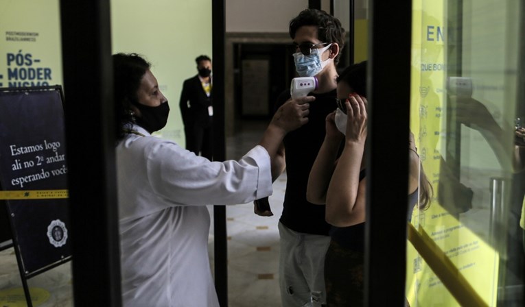 U Brazilu najmanji dnevni broj umrlih od korone od travnja prošle godine