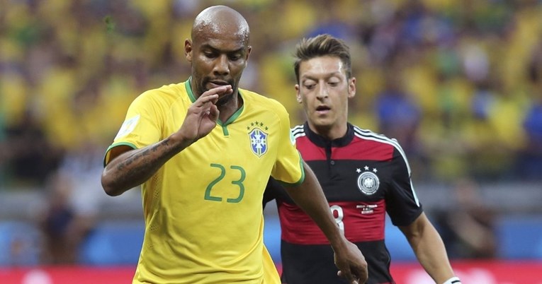 Maicon se u 40. godini vraća u Europu. Odigrat će dvije utakmice u Ligi prvaka