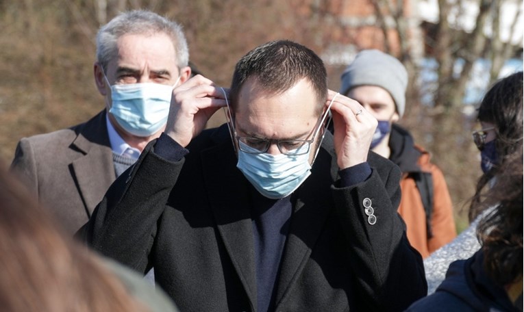 Puhovski: Tomašević je reagirao malograđanski s tom idejom "o mrtvima sve najbolje"